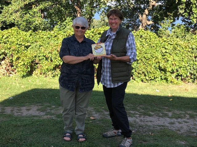 Beth Stormont and Sandra Root Monarch Award 2020